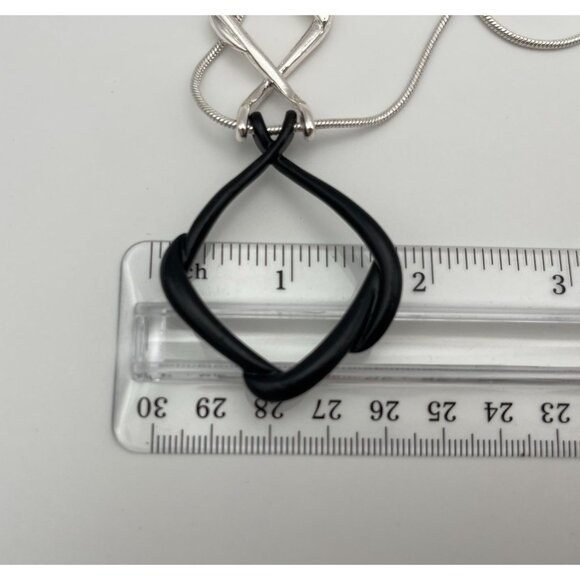 Slide 2" Pendant Necklace Silver Tone Snake Necklace Two Tone Black Silver - Picture 6 of 6